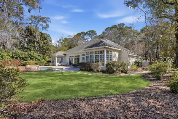 8 Sheldon LN, Hilton Head Island, SC 29926