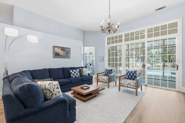 8 Sheldon LN, Hilton Head Island, SC 29926