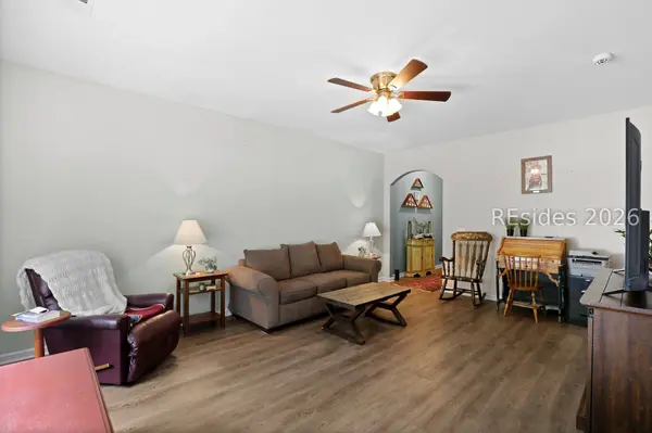 237 Turkey Oak DR, Bluffton, SC 29910