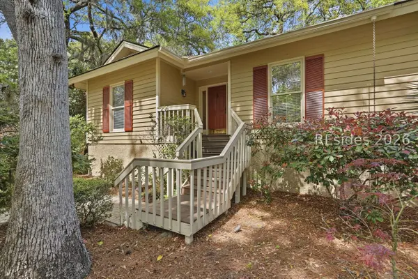 3 Tupelo RD, Hilton Head Island, SC 29928