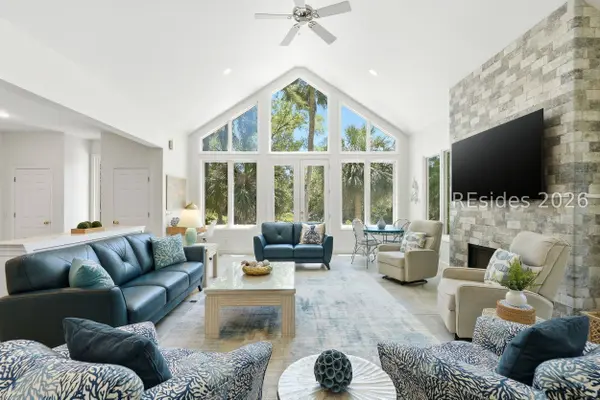 1 Sutherland CT, Hilton Head Island, SC 29928