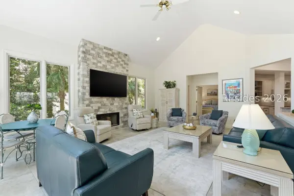 1 Sutherland CT, Hilton Head Island, SC 29928