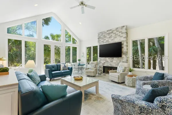 1 Sutherland CT, Hilton Head Island, SC 29928