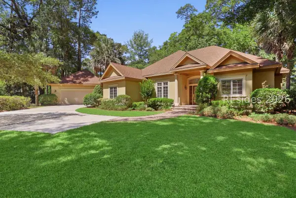 37 Crooked Pond DR, Hilton Head Island, SC 29926