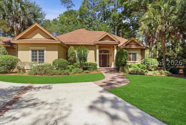37 Crooked Pond DR, Hilton Head Island, SC 29926