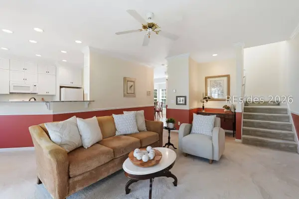 65 Victoria Square DR, Hilton Head Island, SC 29926