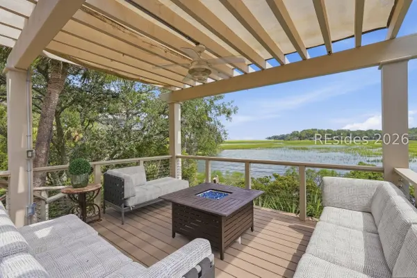 16 Bayley Point LN, Hilton Head Island, SC 29926
