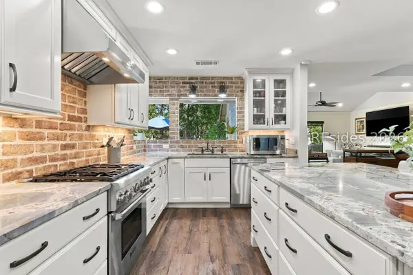 68 Stable Gate RD, Hilton Head Island, SC 29926