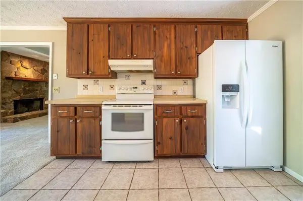103 Woodhaven DR, Cartersville, GA 30120