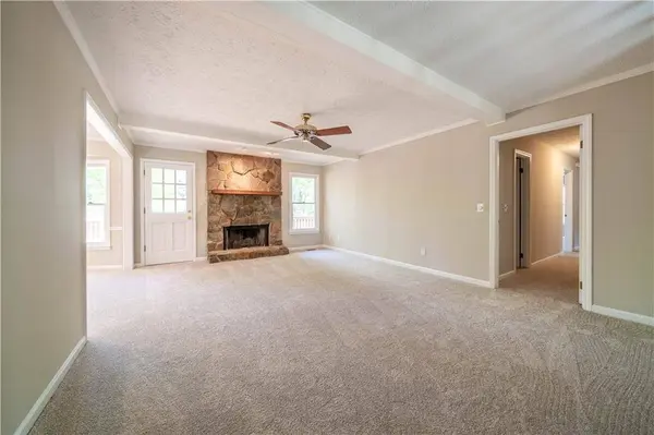 103 Woodhaven DR, Cartersville, GA 30120