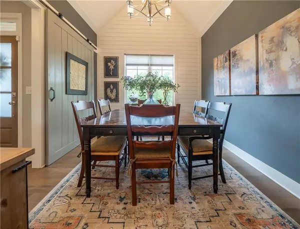 13 Jamilee CV, Cartersville, GA 30120