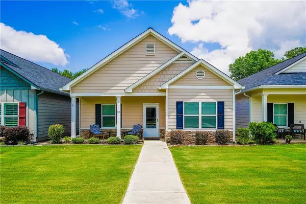 12 Calloway LN, Cartersville, GA 30120