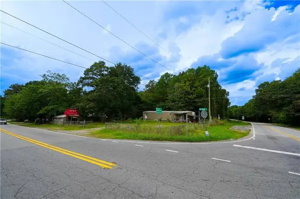 1 Hall Station RD, Kingston, GA 30145