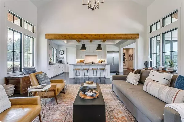 455A Bates RD, Cartersville, GA 30120