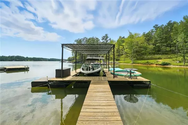 3 Colonial Club DR SE, Acworth, GA 30102