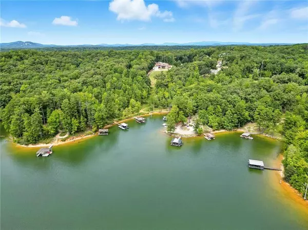 3 Colonial Club DR SE, Acworth, GA 30102