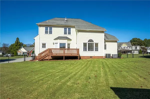 22 Churchill NE, Cartersville, GA 30121