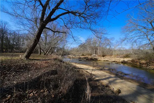 227 Bates RD SE, Cartersville, GA 30120