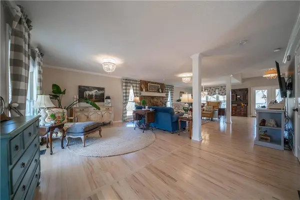 227 Bates RD SE, Cartersville, GA 30120