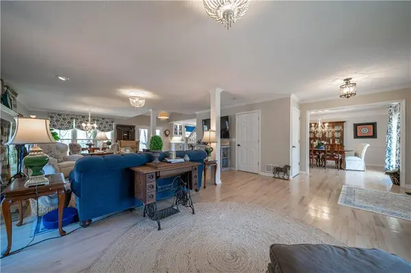 227 Bates RD SE, Cartersville, GA 30120