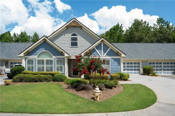18 Mary LN NE