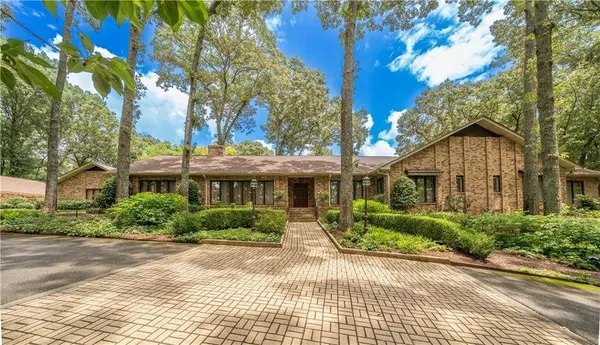 400 Terrell DR, Cartersville, GA 30120