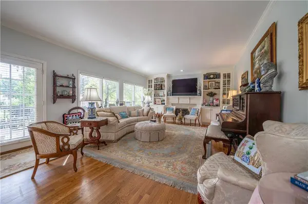 7 Sterling CT, Cartersville, GA 30120
