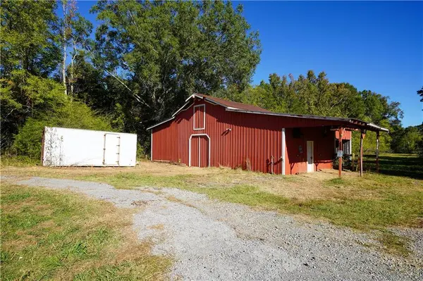 137 Brown LOOP NW, Cartersville, GA 30121