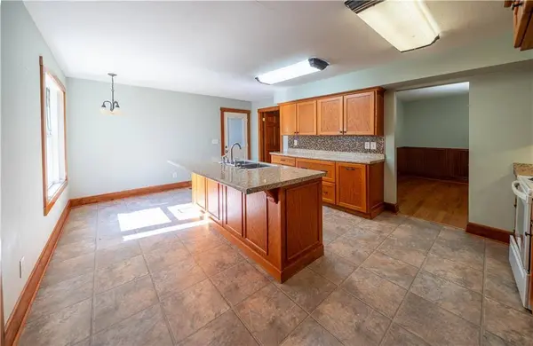 137 Brown LOOP NW, Cartersville, GA 30121