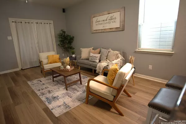 6738 Luckey Tree, San Antonio, TX 78252