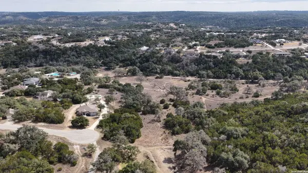 123 Sugar Spgs, Canyon Lake, TX 78133