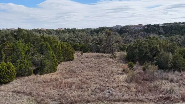 123 Sugar Spgs, Canyon Lake, TX 78133