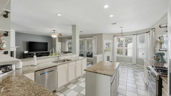 4520 Ridge Peak, Schertz, TX 78154