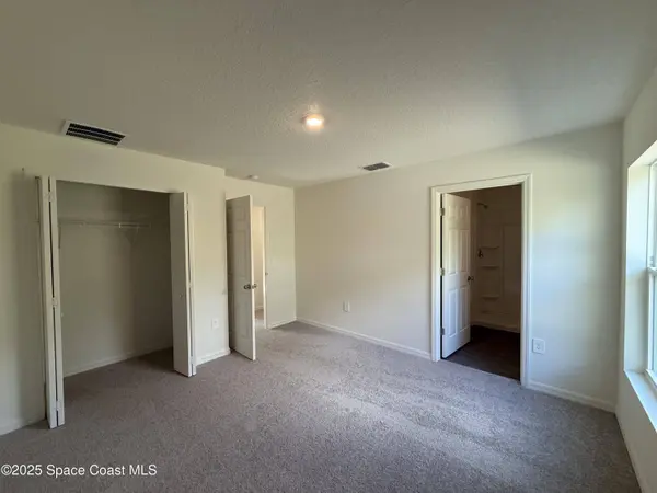 467 Garnet ST SW, Palm Bay, FL 32908