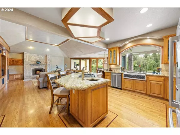 19710 SE SEMPLE RD, Damascus, OR 97089