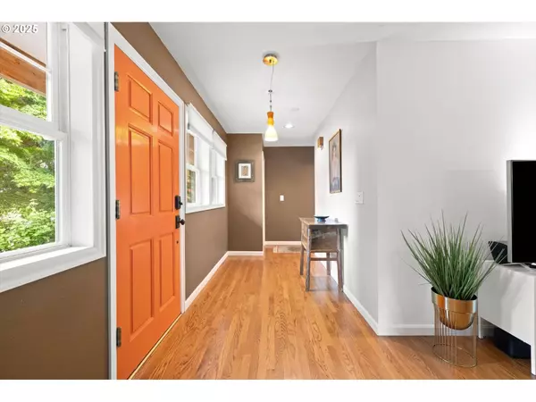 8540 SW 57TH AVE, Portland, OR 97219