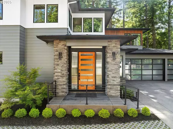 4480 UPPER DR, Lake Oswego, OR 97035