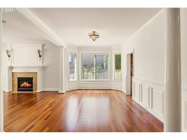 4123 CHAD DR, Lake Oswego, OR 97034