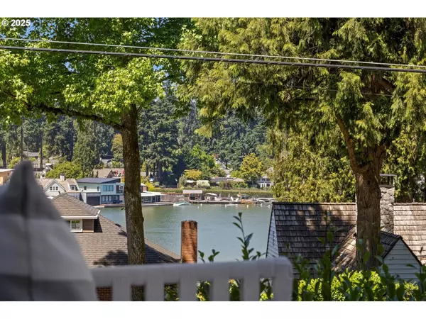 364 NORTHSHORE RD, Lake Oswego, OR 97034