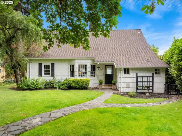 1667 LAKE FRONT RD, Lake Oswego, OR 97034