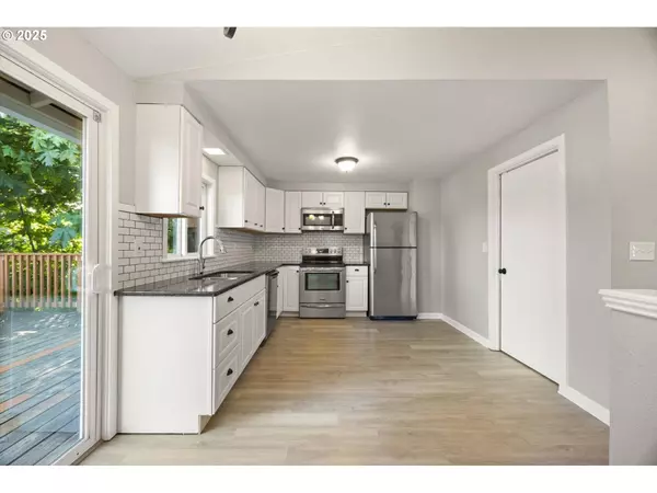 2650 SUNSET AVE, West Linn, OR 97068