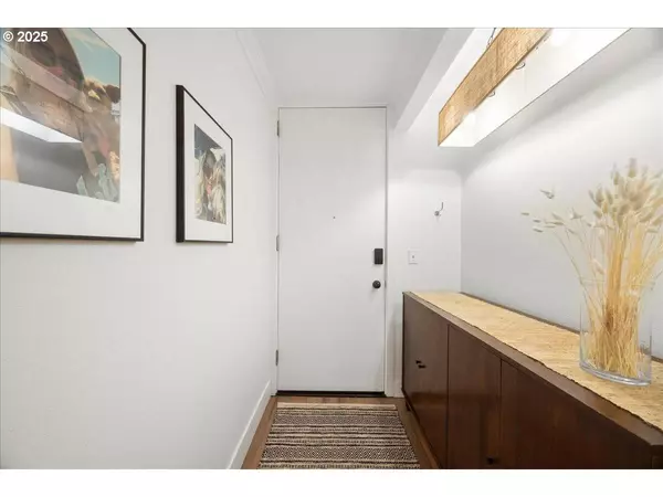 668 MCVEY AVE #36, Lake Oswego, OR 97034