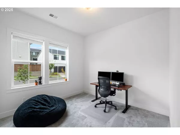 15625 NW GOODERHAM ST, Portland, OR 97229