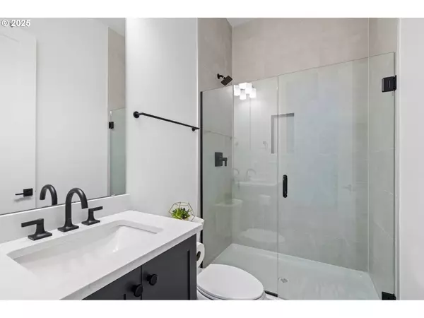 15625 NW GOODERHAM ST, Portland, OR 97229