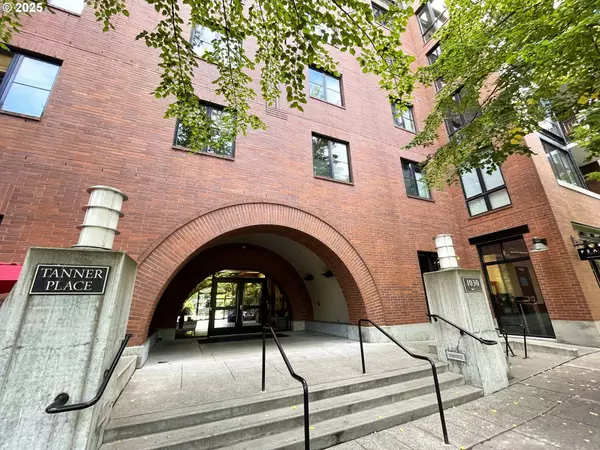 1030 NW JOHNSON ST #424, Portland, OR 97209