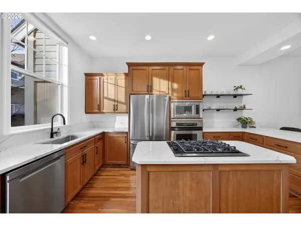 314 2ND ST, Lake Oswego, OR 97034