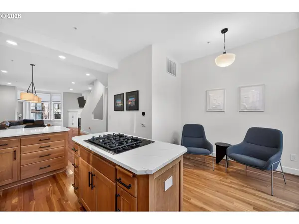 314 2ND ST, Lake Oswego, OR 97034