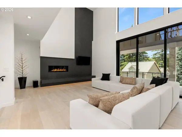 13041 THOMA RD, Lake Oswego, OR 97034