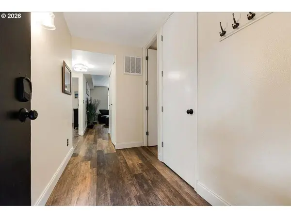 668 MCVEY AVE #12, Lake Oswego, OR 97034