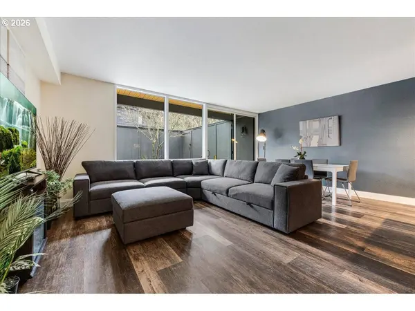 668 MCVEY AVE #12, Lake Oswego, OR 97034